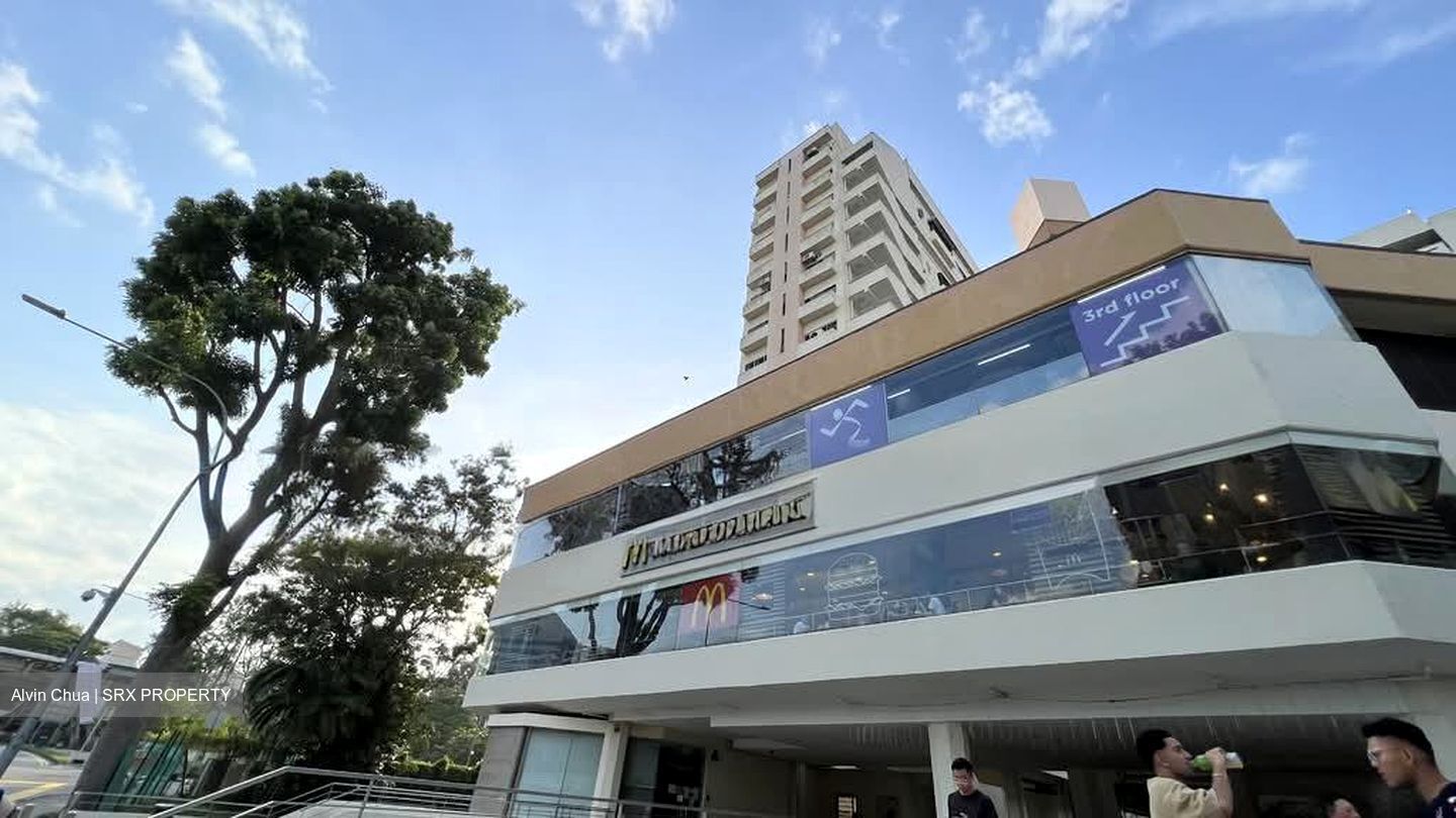 Queensway Tower / Queensway Shopping Centre (D3), Shop House #628802951